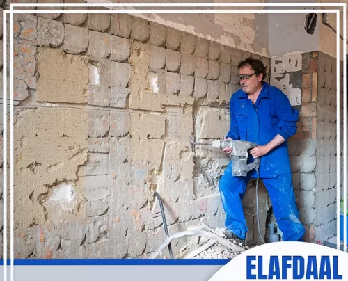 ترميم شبكات المياه والصرف الصحي بتبوك